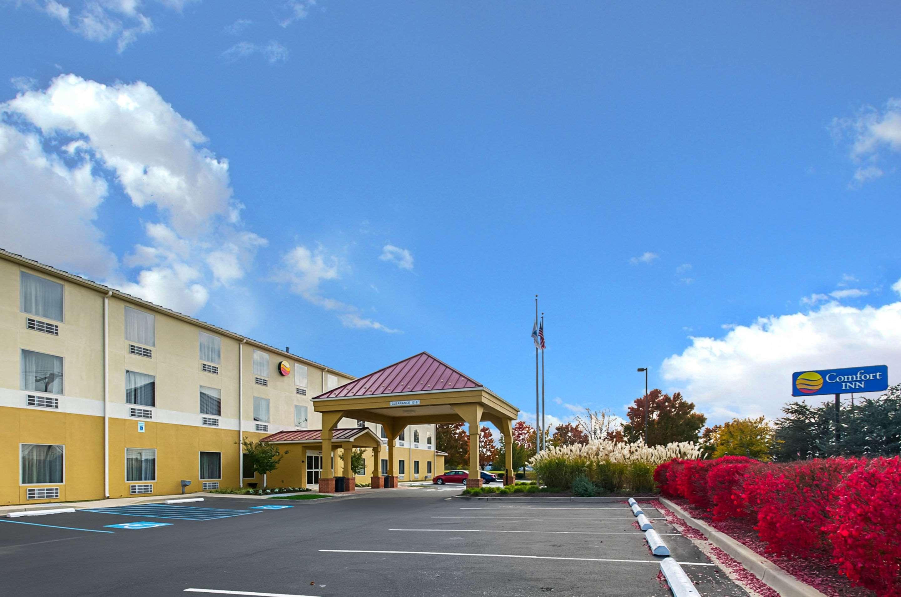 Comfort Inn Frederick Exterior photo