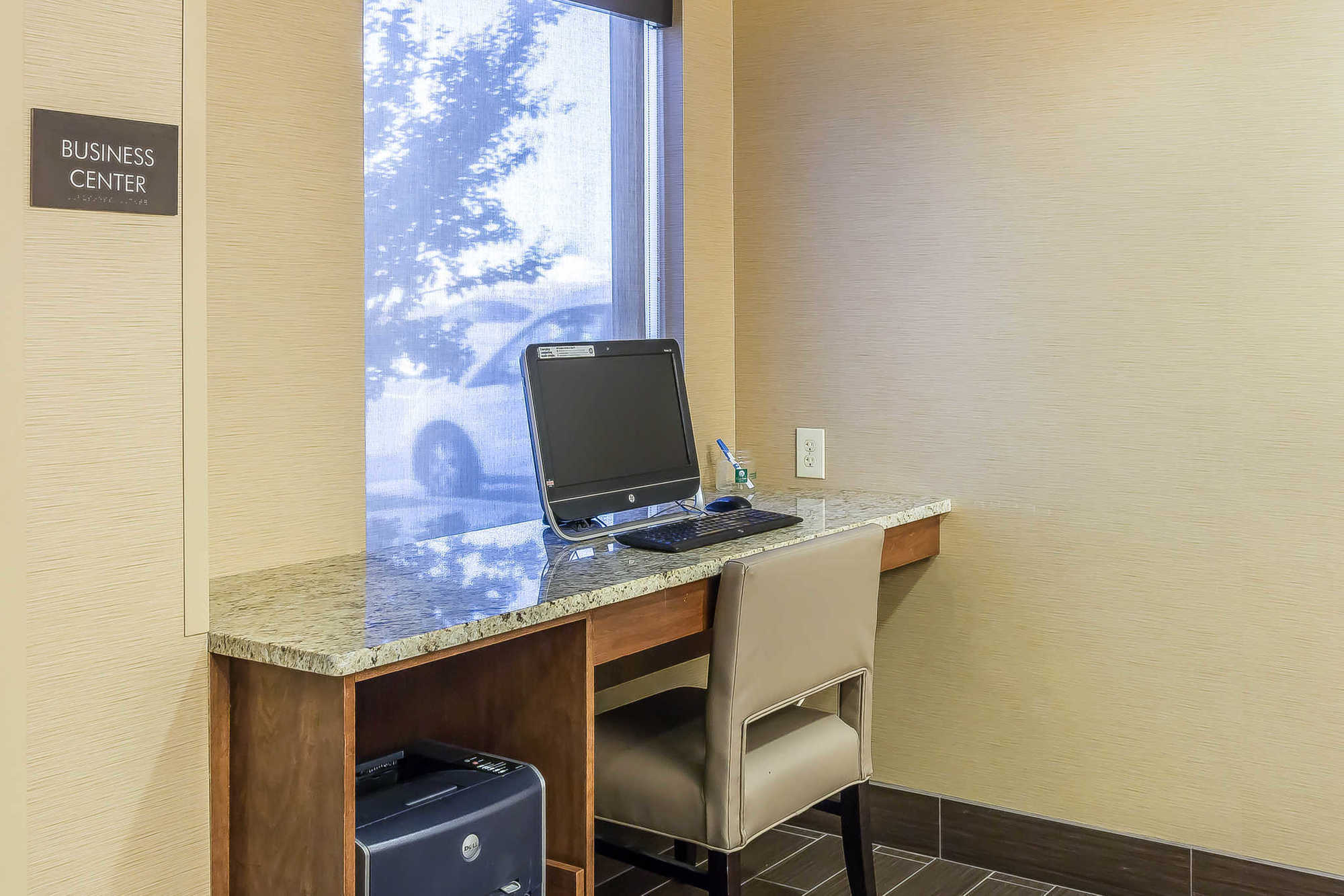 Comfort Inn Frederick Facilities photo