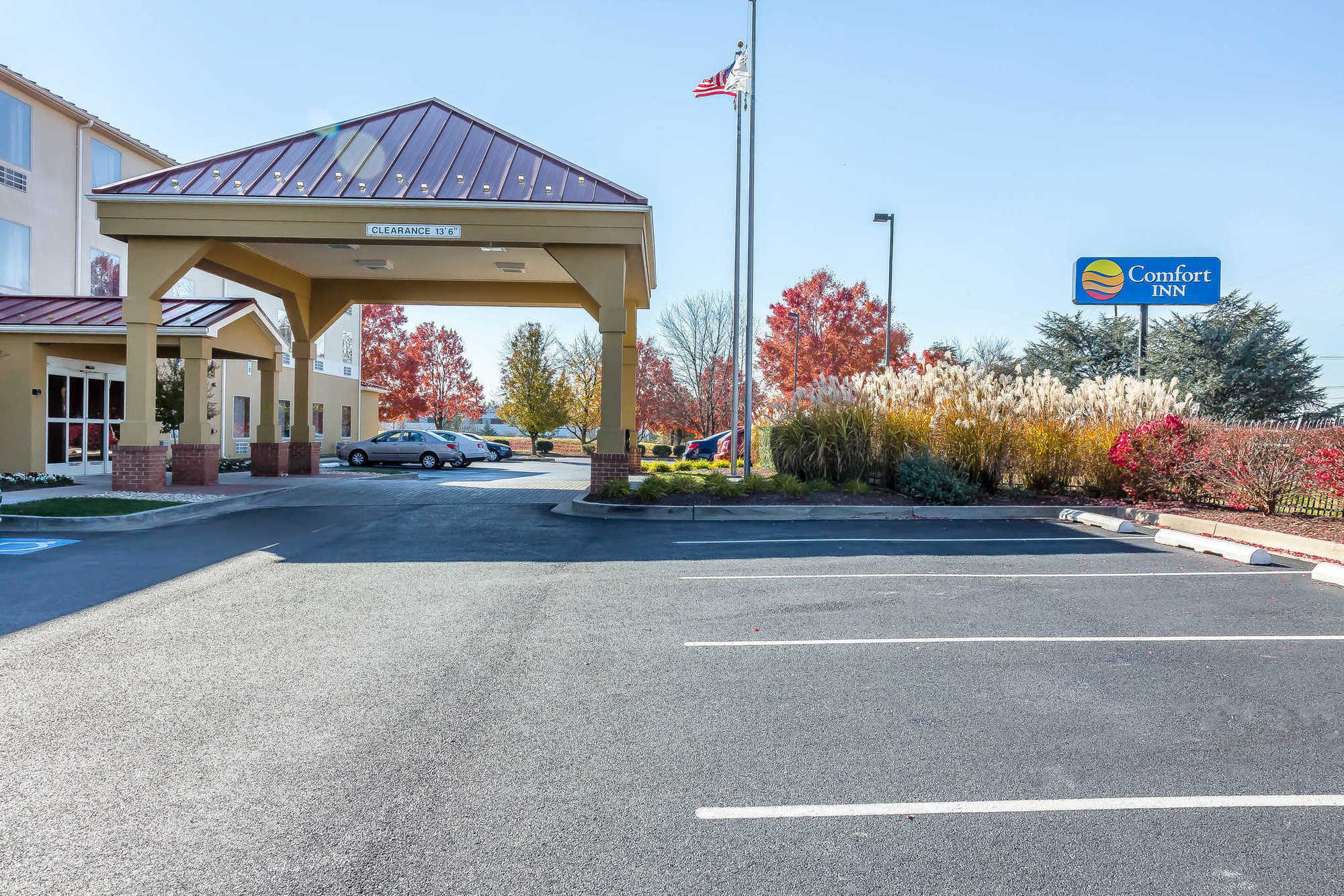 Comfort Inn Frederick Exterior photo